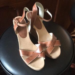 Guess Wedge Sandal